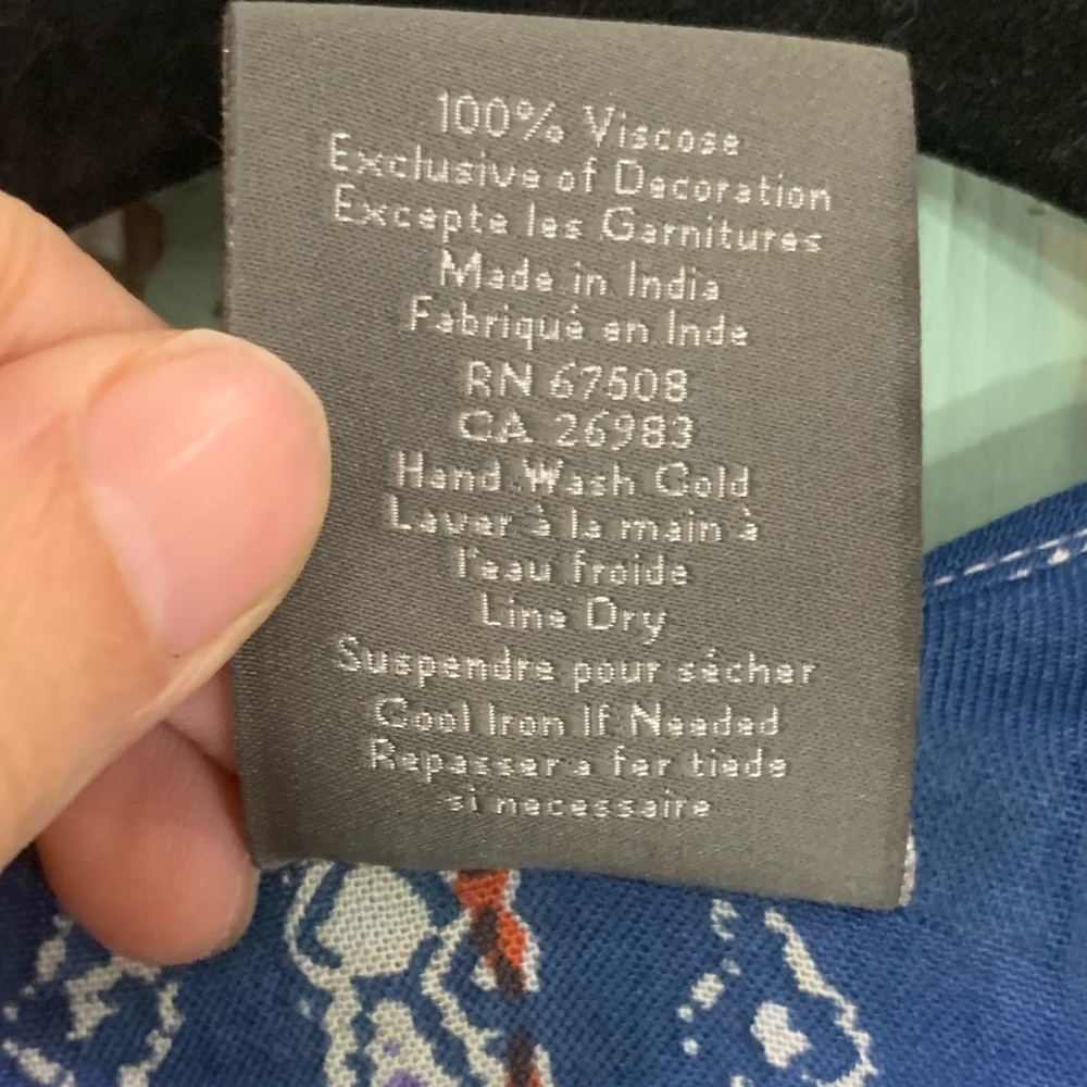 Women’s Vince Camuto one size tribal print open front navy blue and cream kimono - Picture 3 of 4